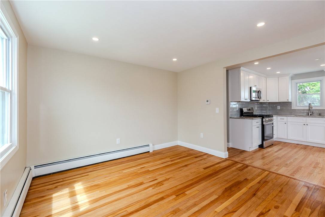 Pawtucket, RI 02861,34 Wasaga RD