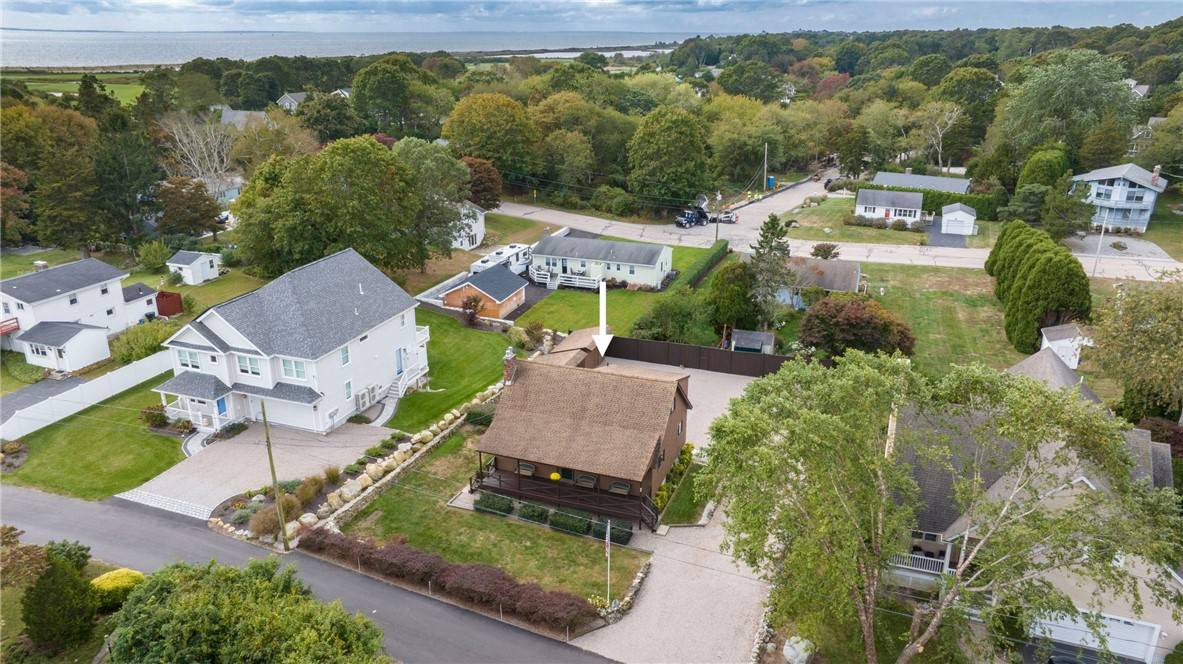 Westerly, RI 02891,82 Uzzi AVE