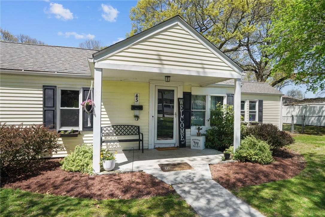 Warwick, RI 02886,45 Inman AVE
