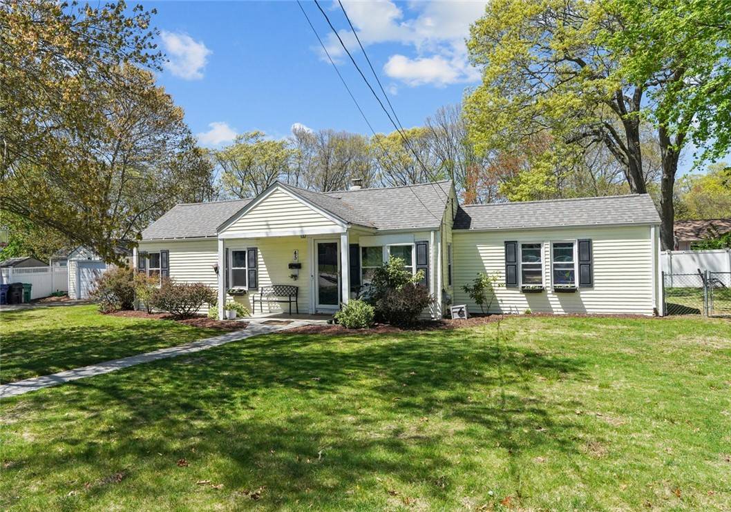 Warwick, RI 02886,45 Inman AVE