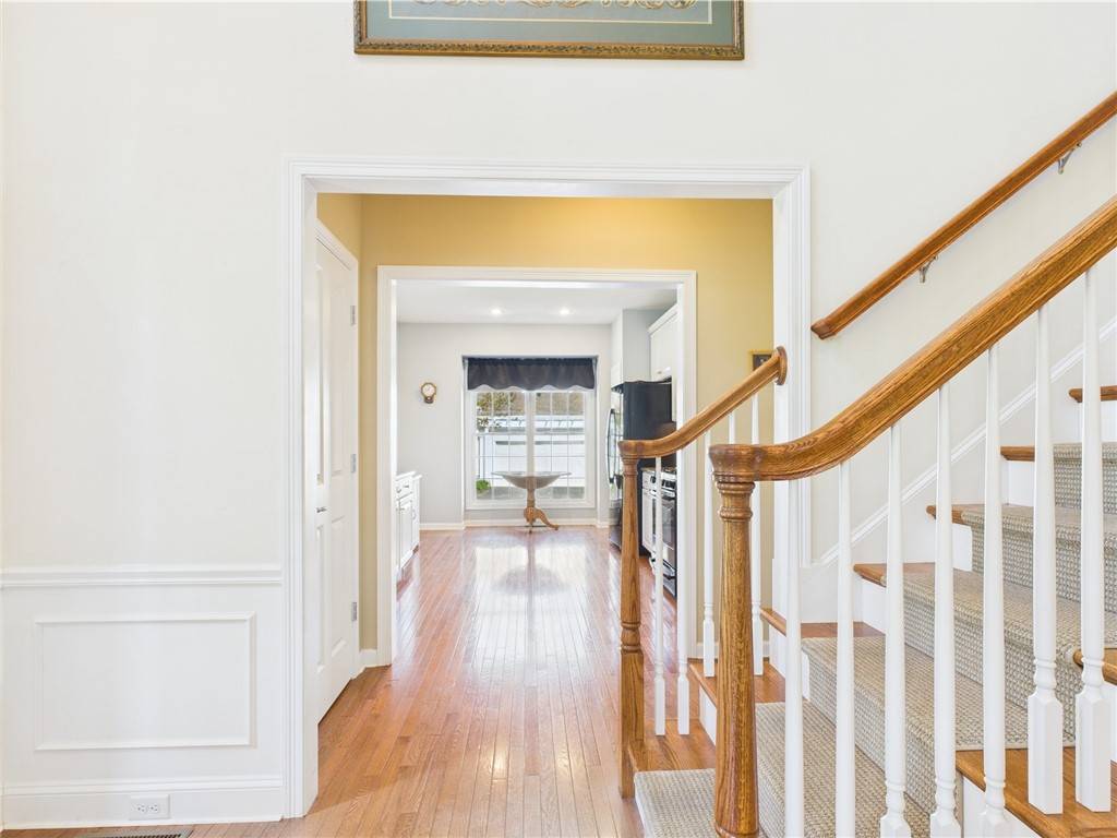 South Kingstown, RI 02879,6 Yarmouth CIR