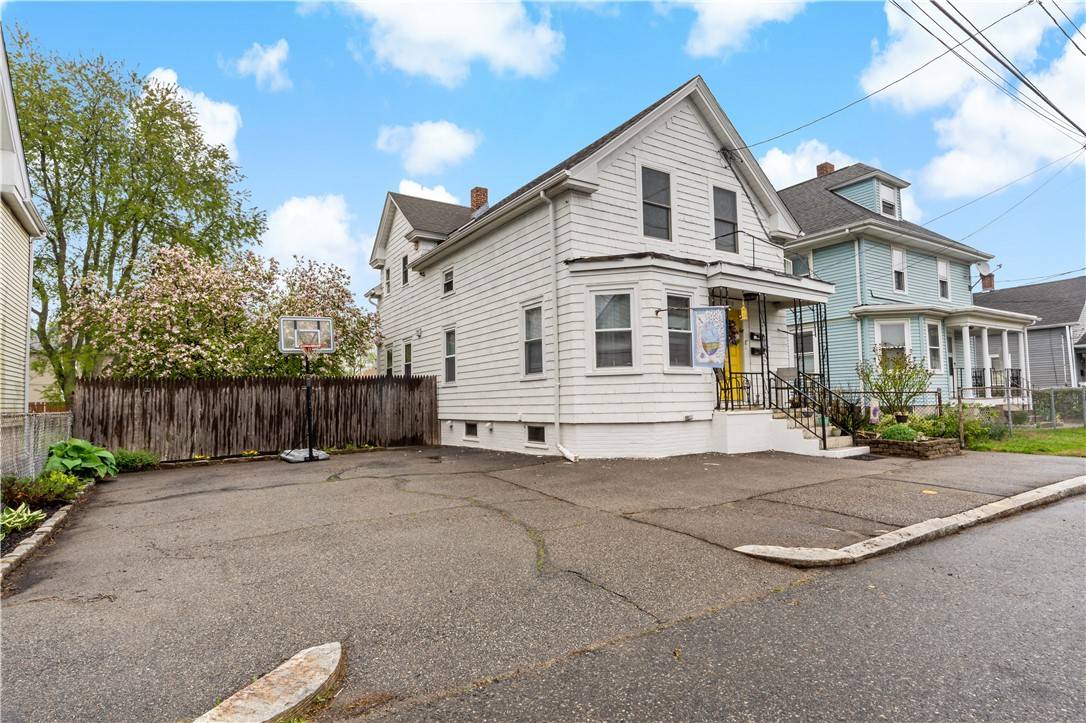 East Providence, RI 02914,100 Sutton AVE
