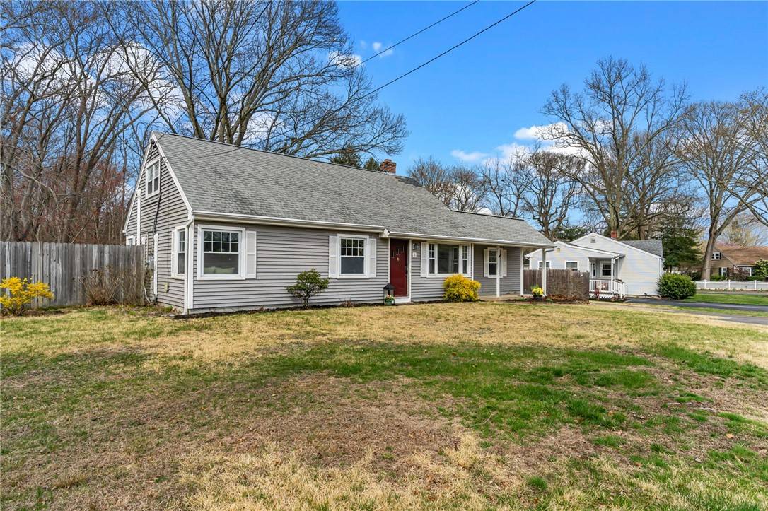 Barrington, RI 02806,4 Sherbrooke RD