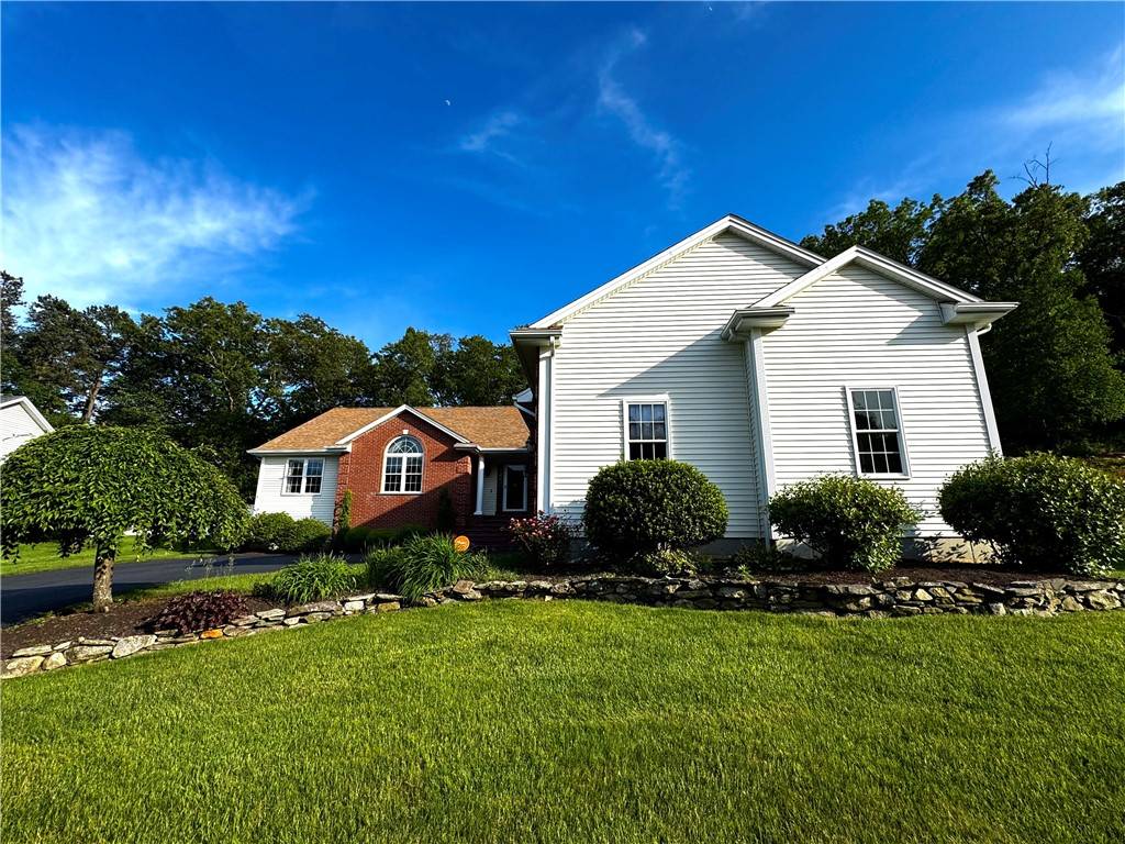 Woonsocket, RI 02895,82 Gauthier DR