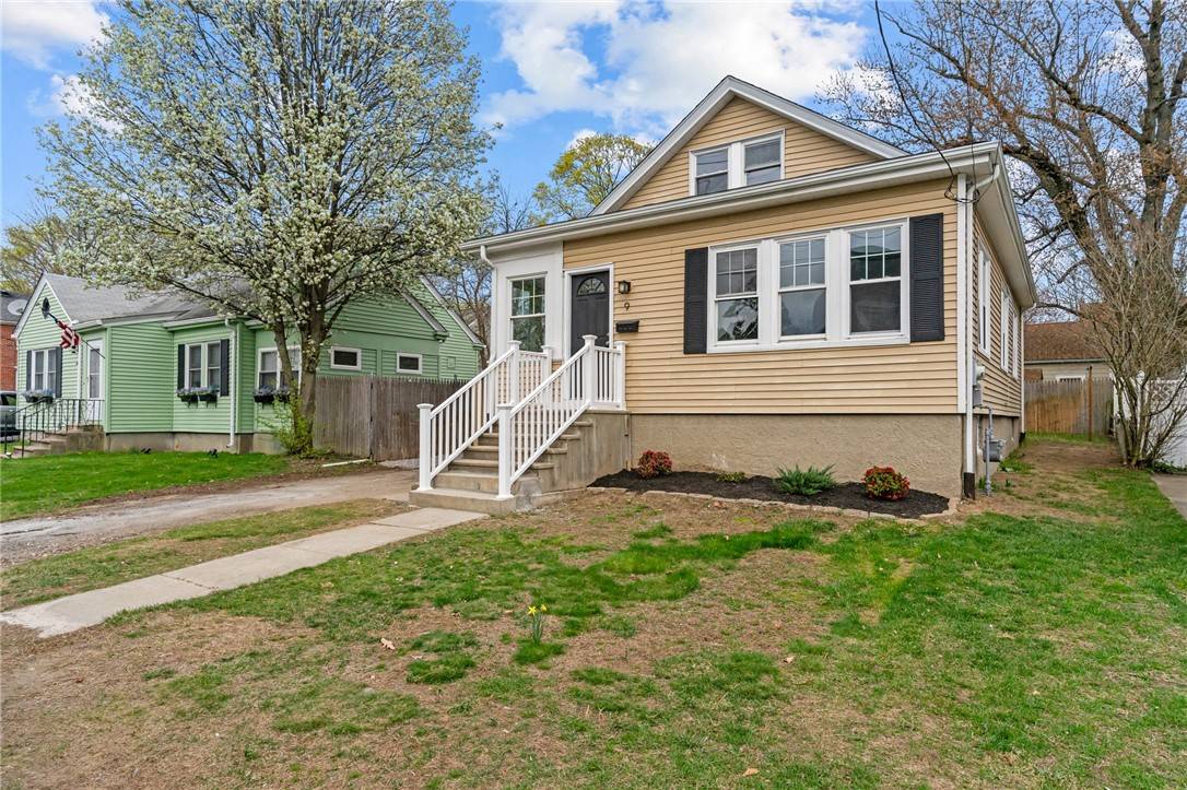North Providence, RI 02911,9 Lookout AVE
