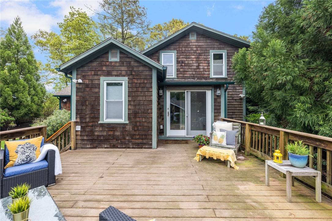 North Kingstown, RI 02852,44 Newtown AVE