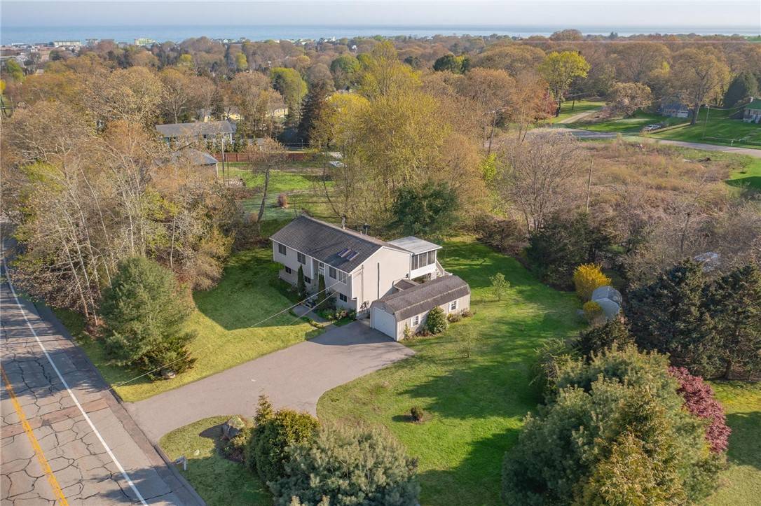 Westerly, RI 02891,116 Winnapaug RD