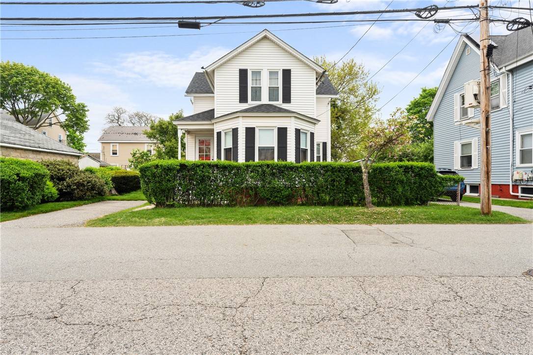 East Providence, RI 02914,262 Sutton AVE
