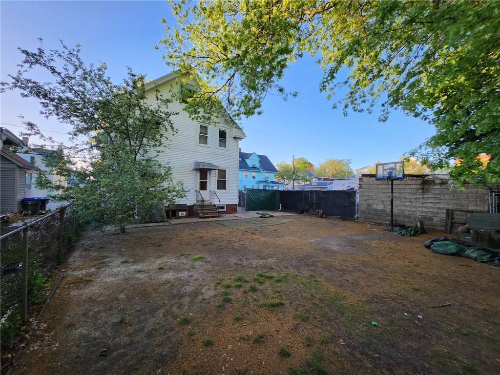 Providence, RI 02905,12 Payton ST
