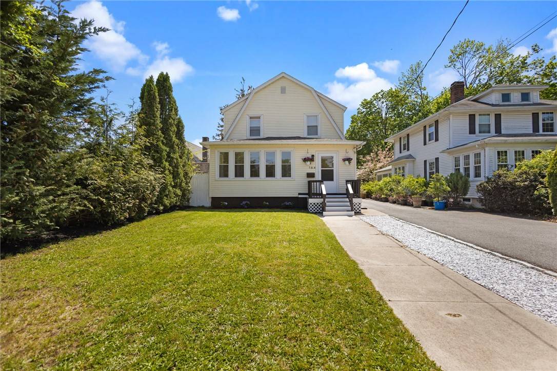 Cranston, RI 02905,164 Wentworth AVE