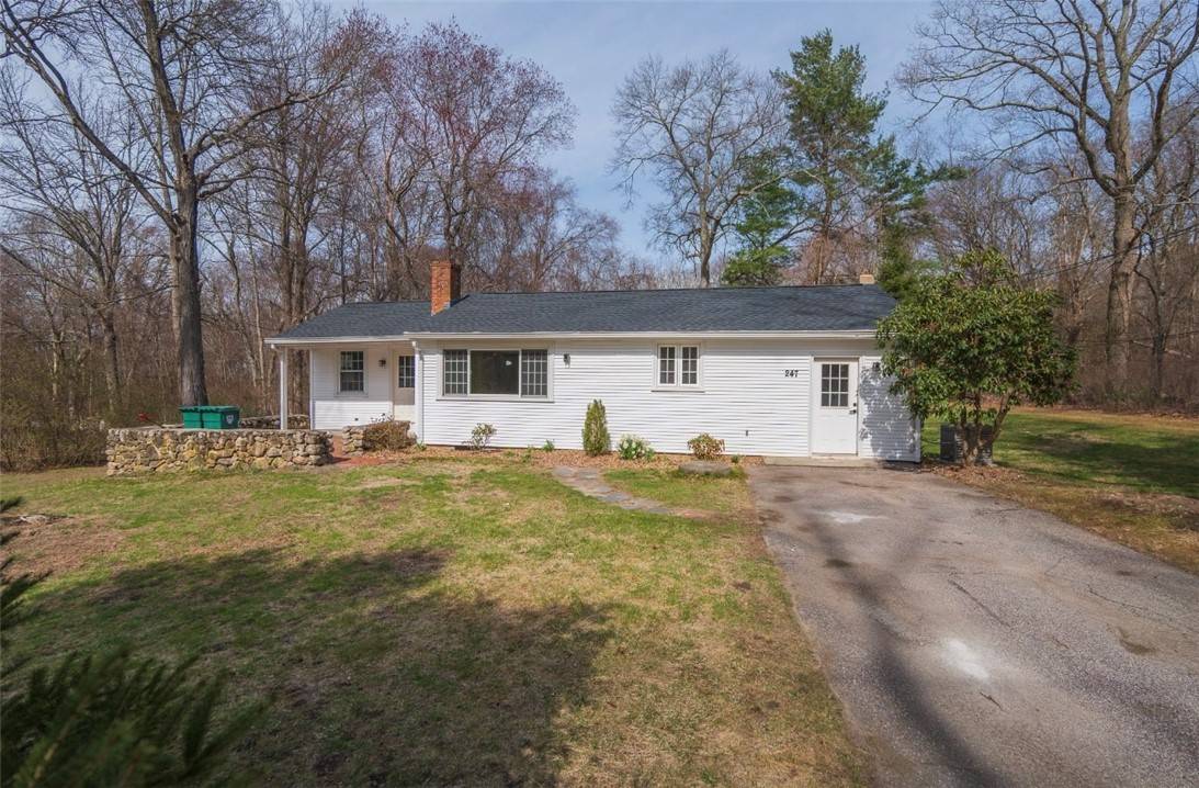 Scituate, RI 02857,247 Quaker LN