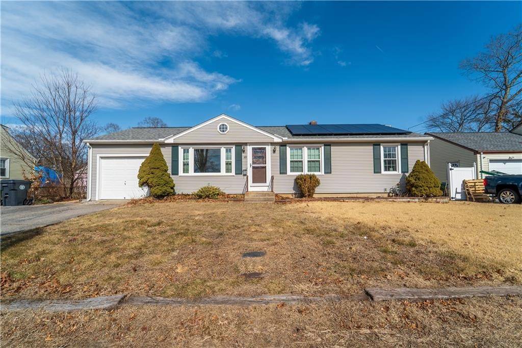Warwick, RI 02889,33 Merle ST