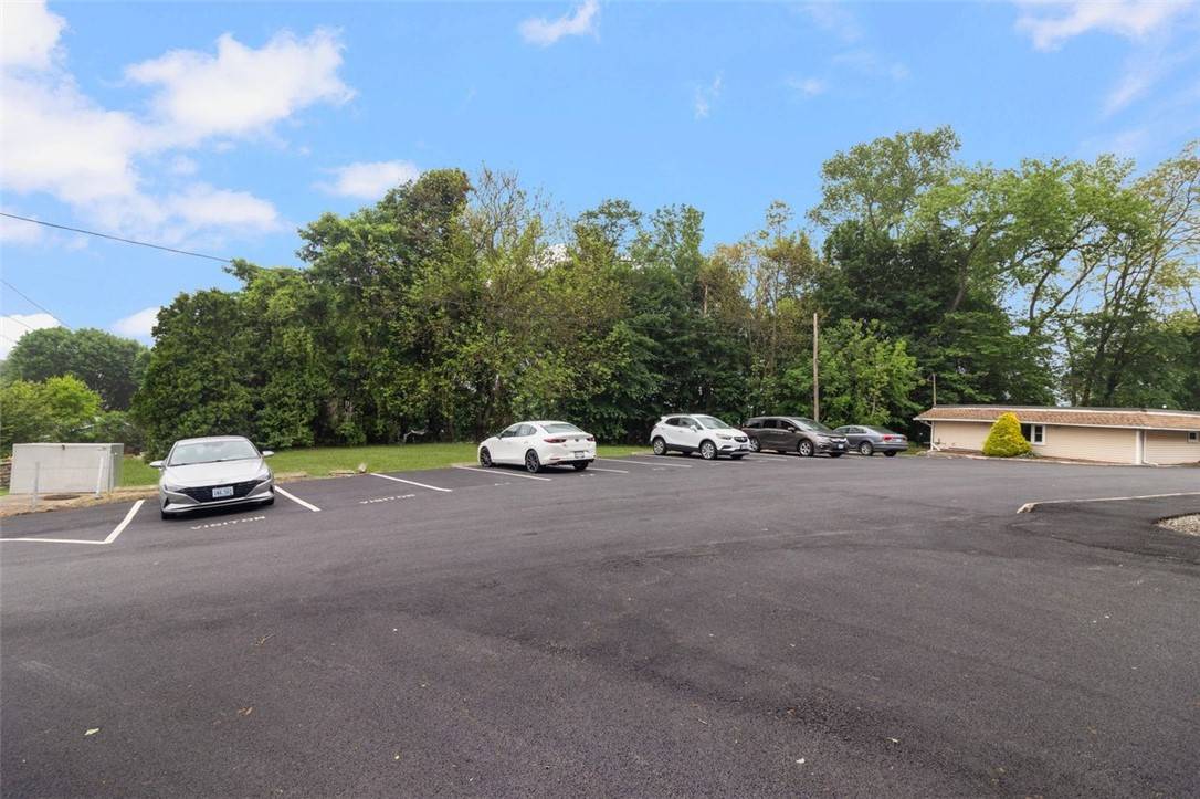 Cranston, RI 02920,60 Bethel ST #B2