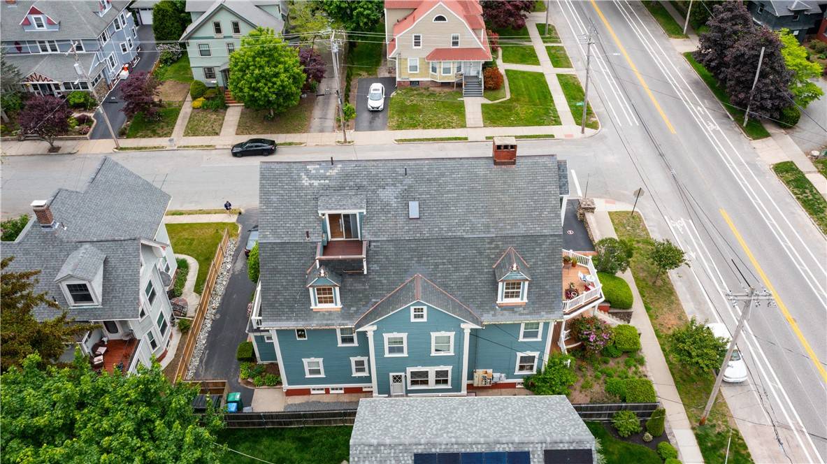 Cranston, RI 02905,1291 Narragansett BLVD #6