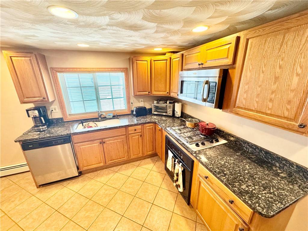 East Providence, RI 02915,50 Washington Ave AVE