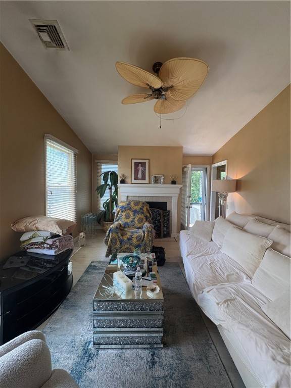 North Providence, RI 02904,113 Turnessa Grn DR #C