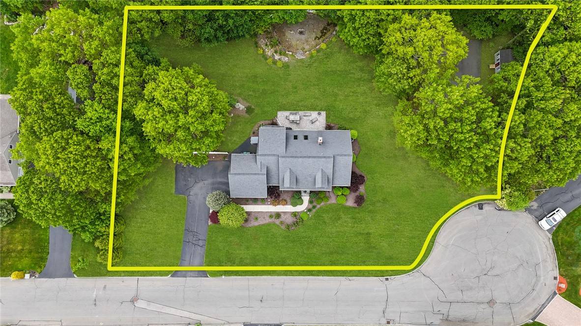 Lincoln, RI 02865,10 Lantern Brook DR