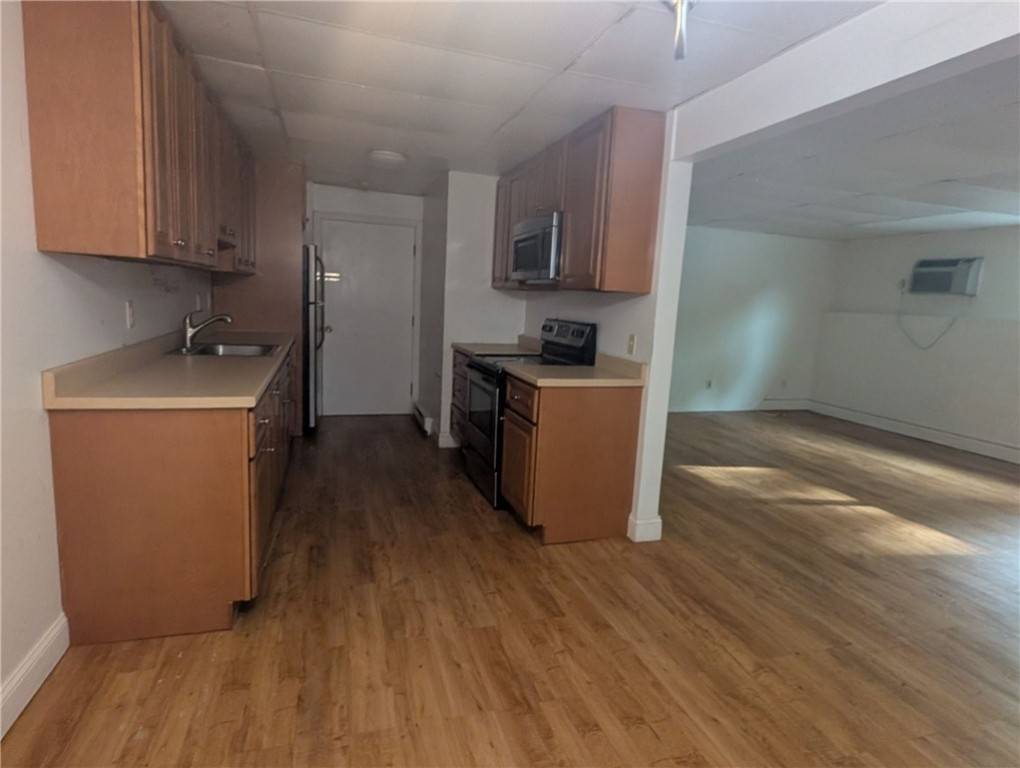 North Providence, RI 02904,300 Smithfield RD #P2-2