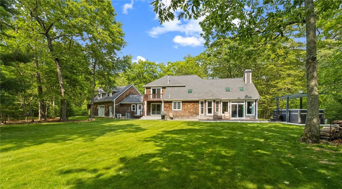 West Greenwich, RI 02817,453 Plain RD