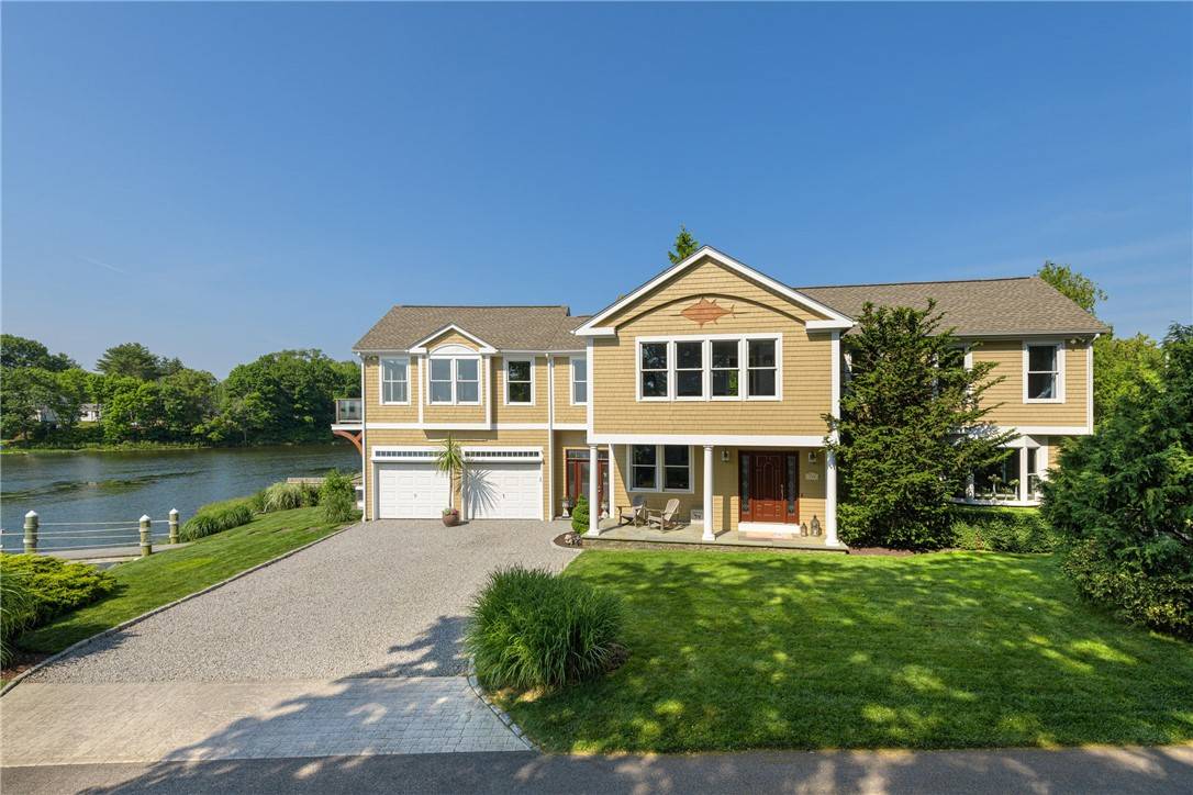 North Kingstown, RI 02852,137 Congdon AVE