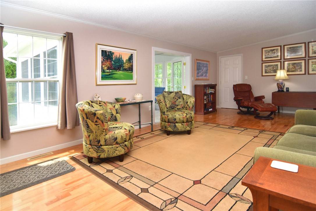 South Kingstown, RI 02879,100 Starlight DR