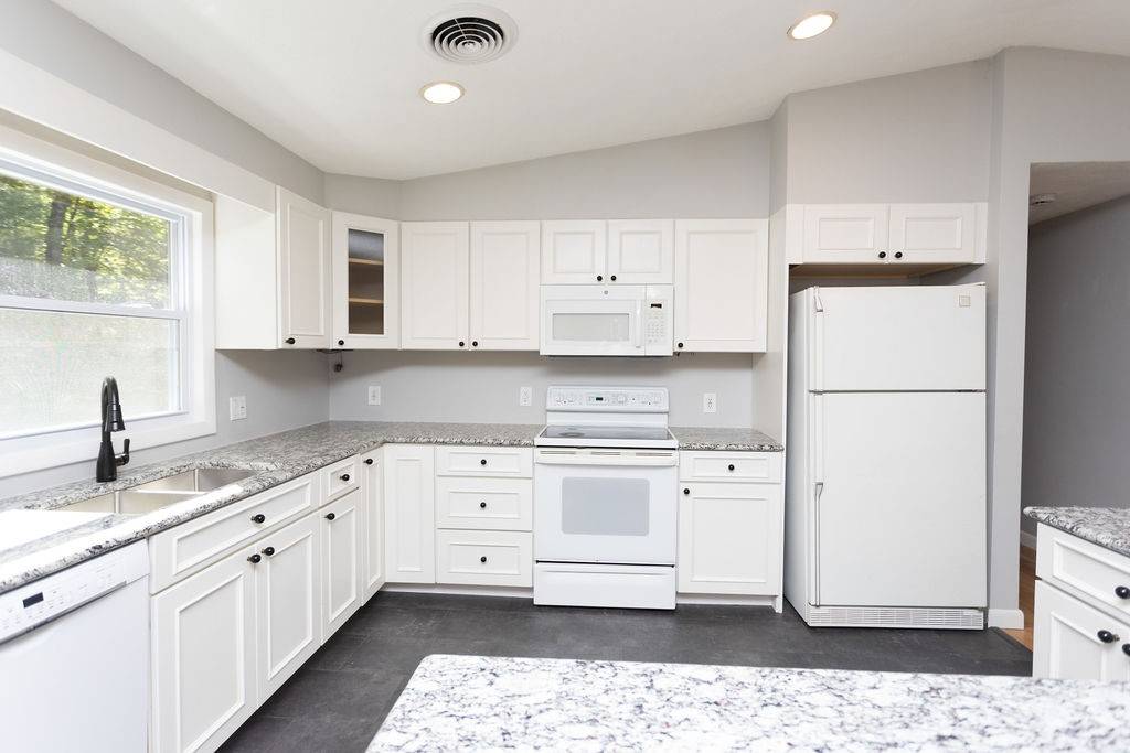 Smithfield, RI 02917,38 Williams RD