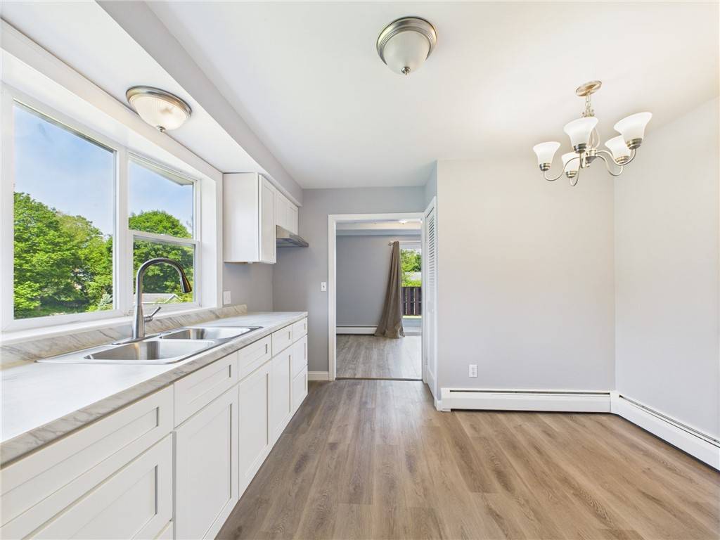 South Kingstown, RI 02879,30 Bayfield DR