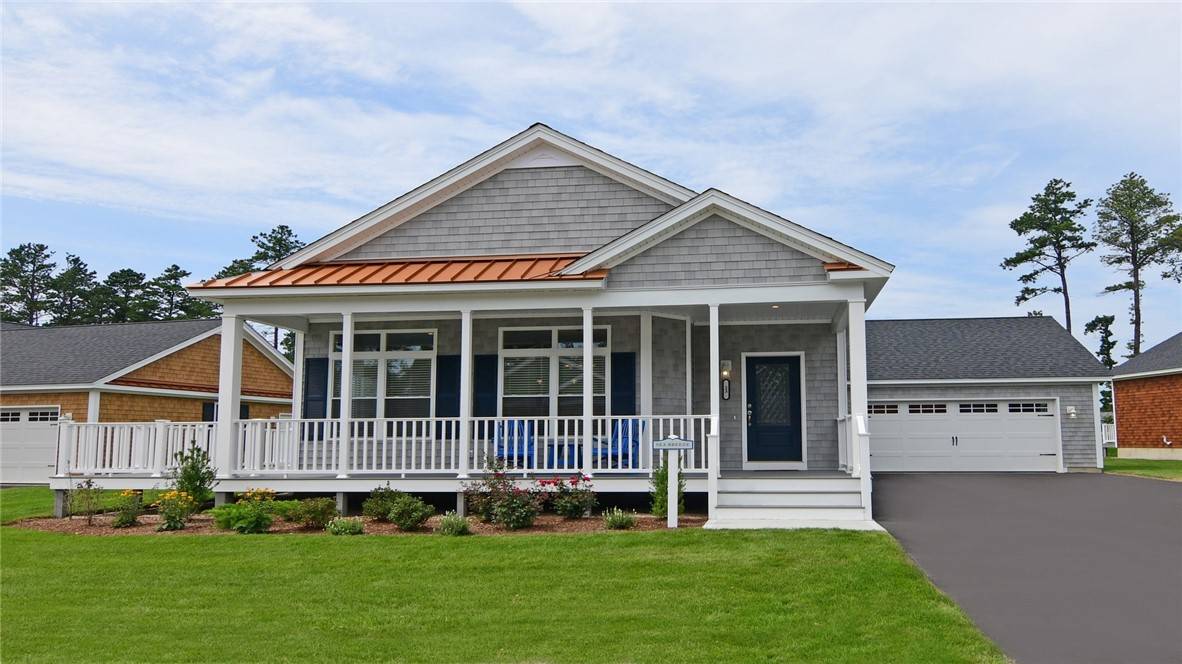 South Kingstown, RI 02879,404 South Shore Village BLVD #D15