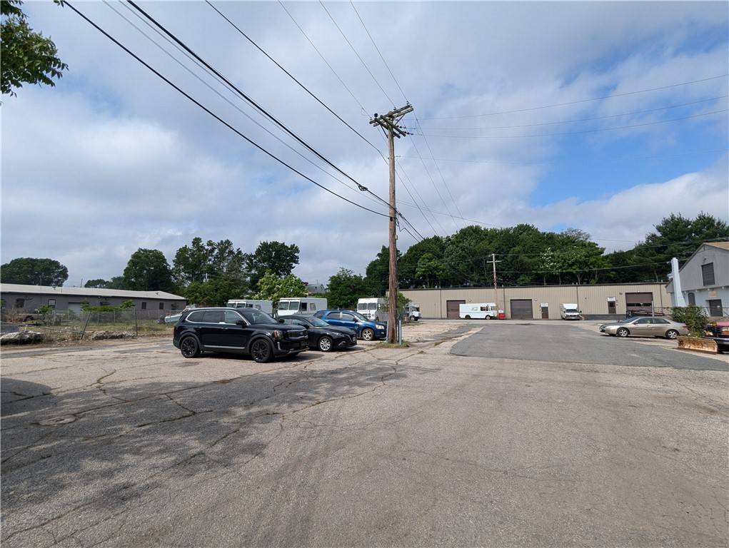 Pawtucket, RI 02860,7 Dunnell LN #W1-3