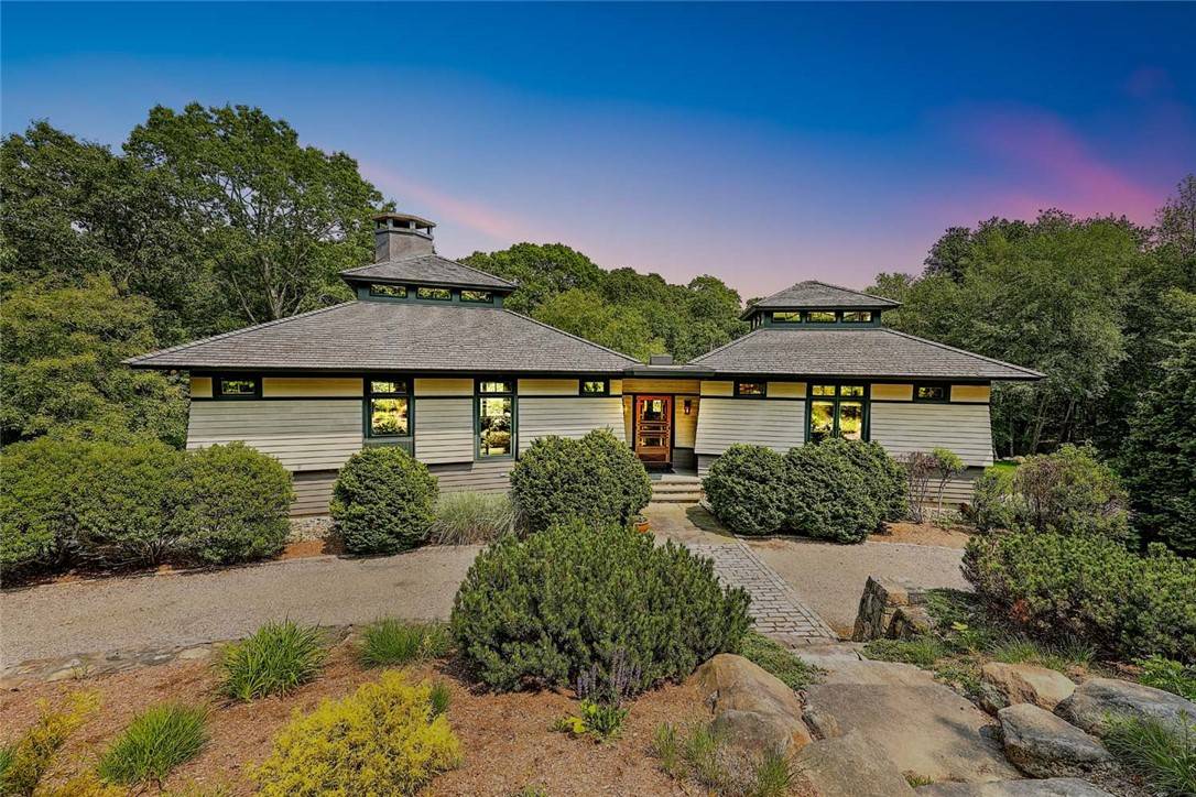 Westerly, RI 02891,13 NO BOTTOM RIDGE RDG