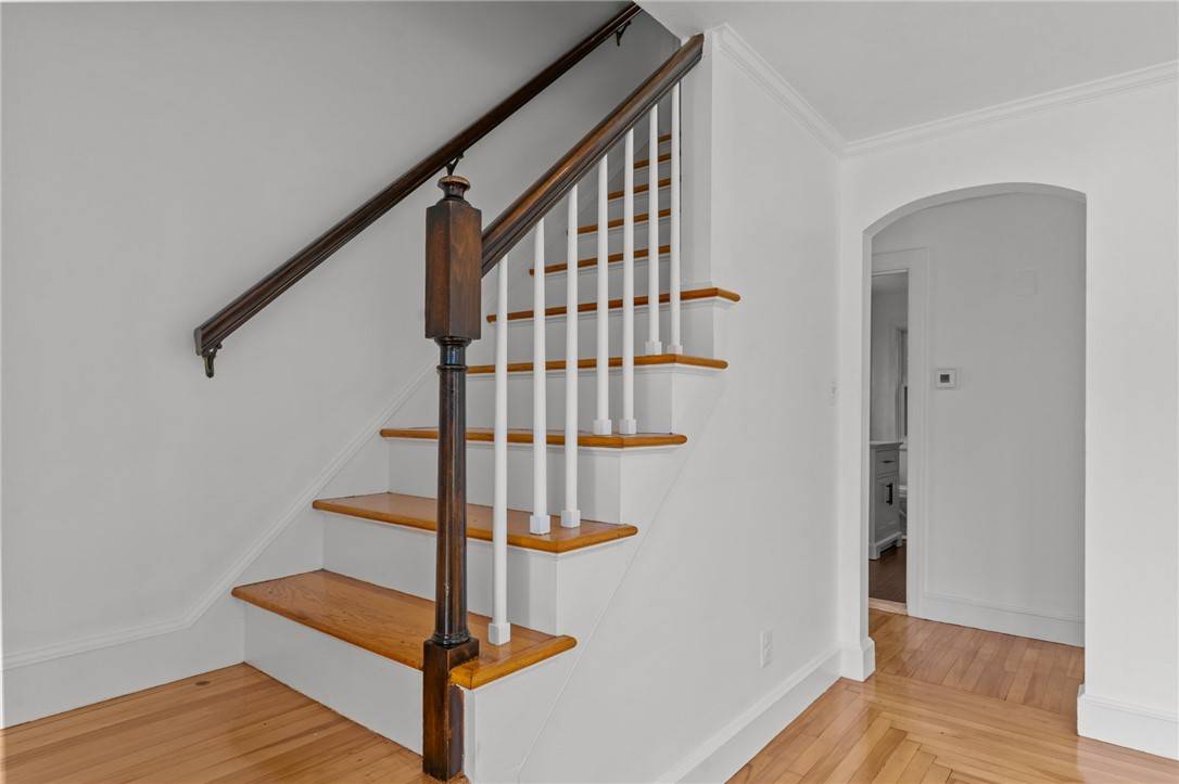 East Providence, RI 02915,108 Ivan AVE