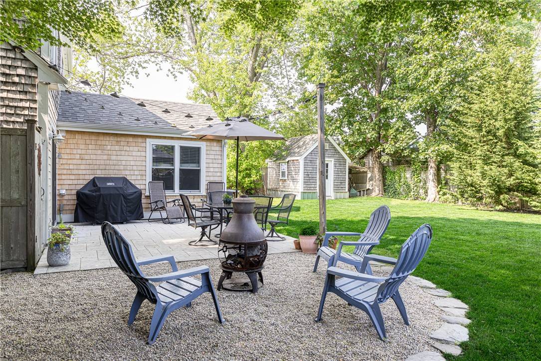 Middletown, RI 02842,57 Warren AVE