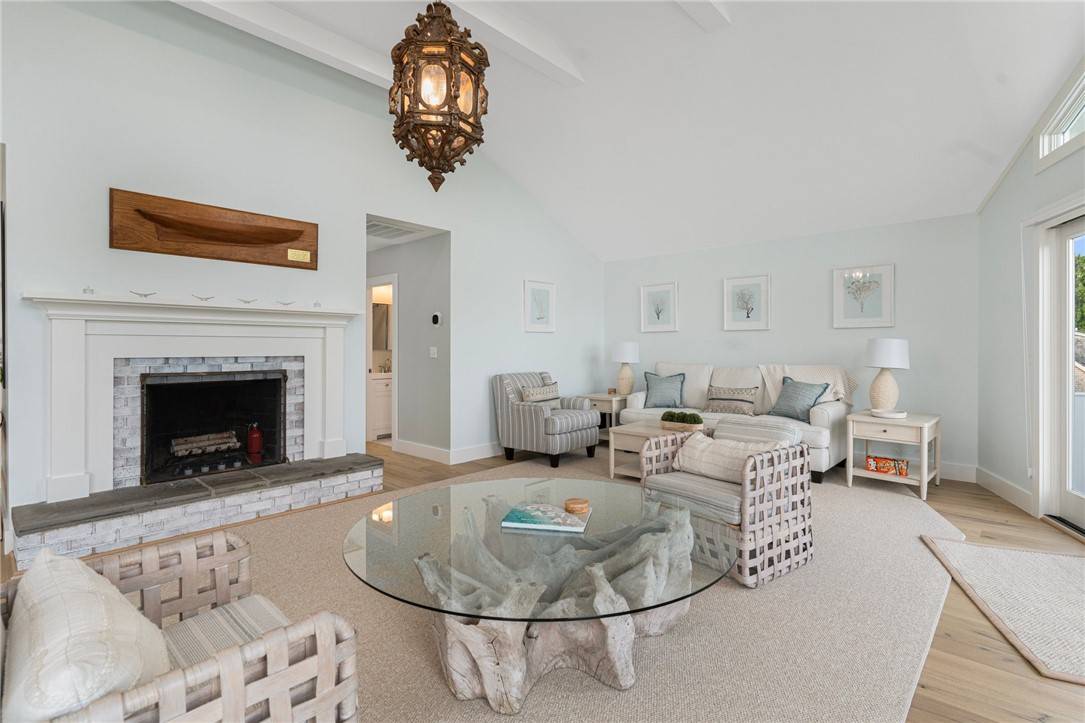Portsmouth, RI 02871,117 Indian AVE