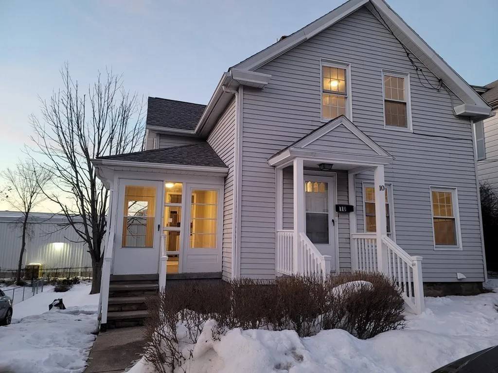 Webster, MA 01570,10 ELM ST