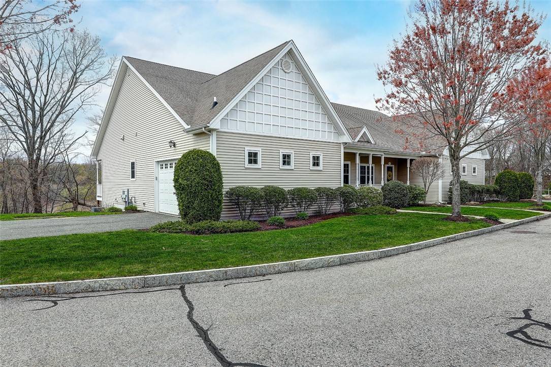 Cumberland, RI 02864,500 Mendon RD #423