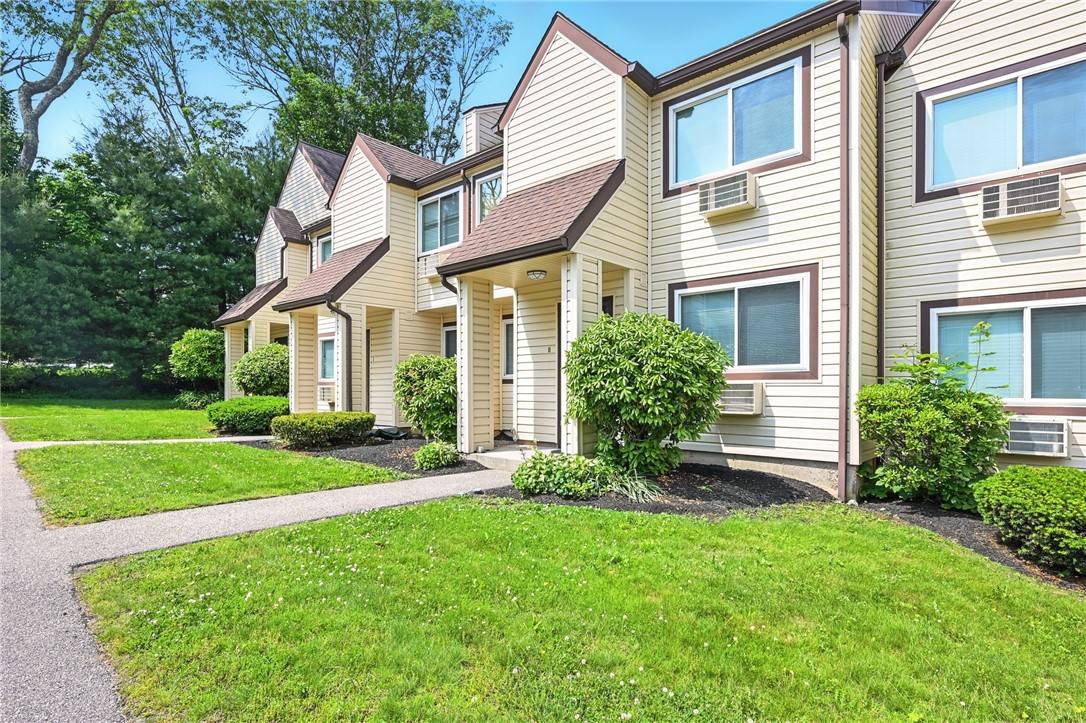 Westerly, RI 02891,223 High ST #H