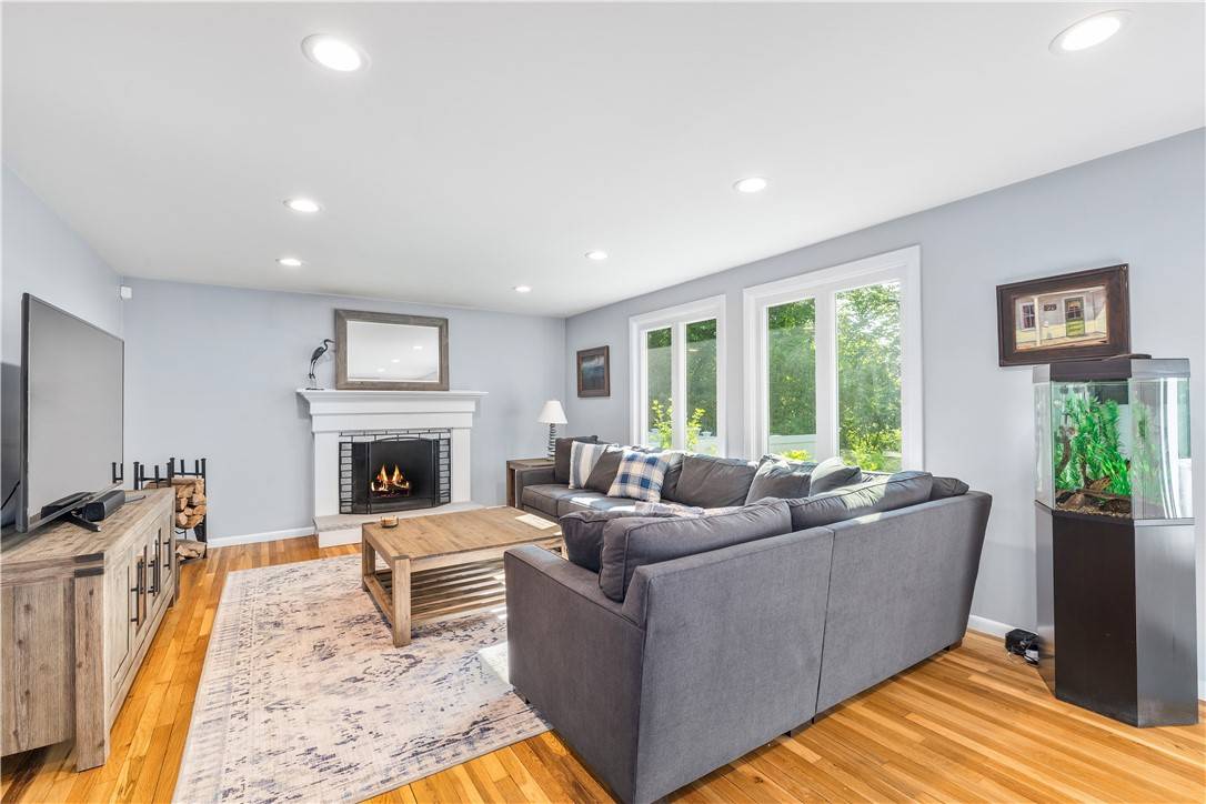 Mendon, MA 01756,61 Northbridge RD
