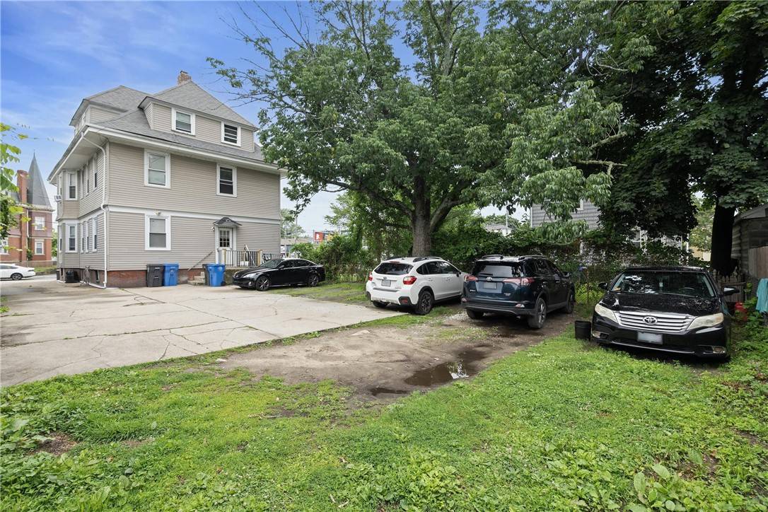 Cranston, RI 02905,10 Sylvan AVE