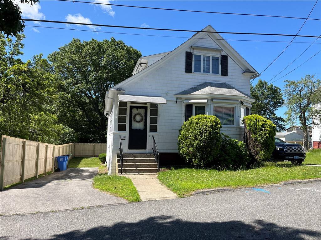 Cranston, RI 02910,16 winthrop ST