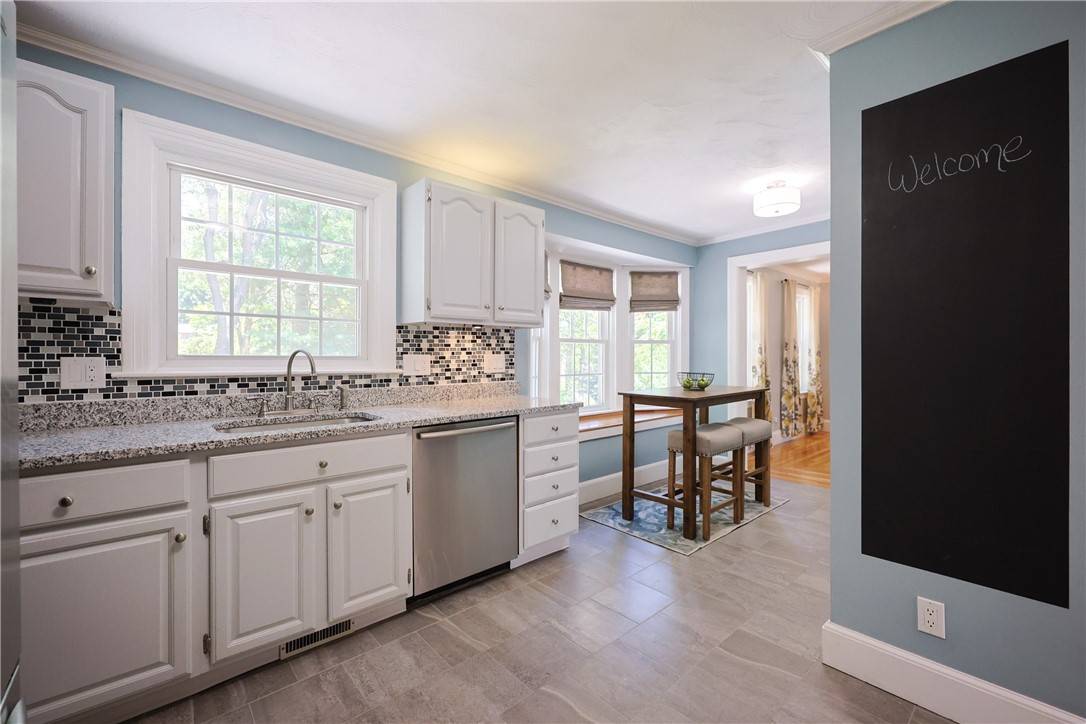 Lincoln, RI 02864,123 Progress ST