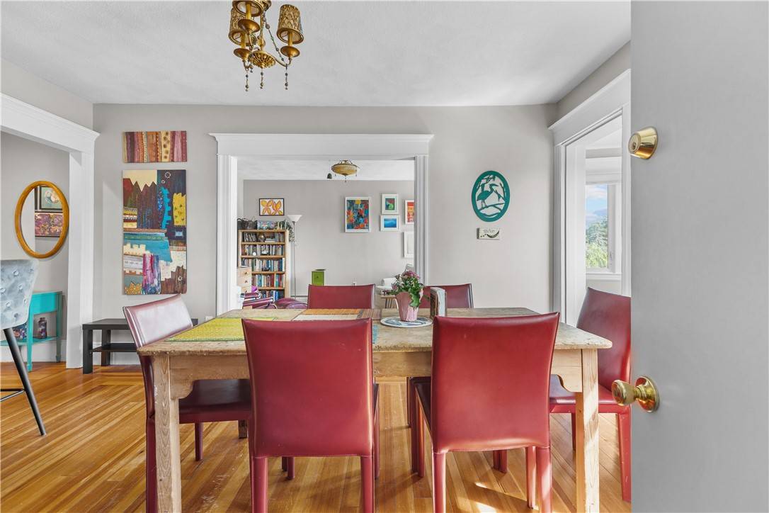 Providence, RI 02906,8 Blackstone BLVD #10