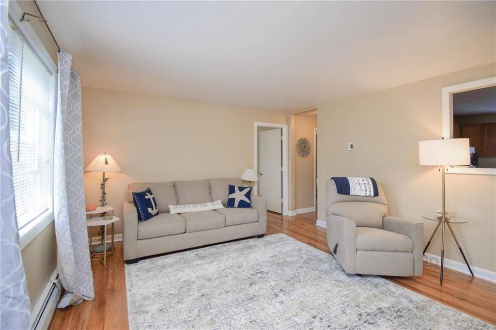 Newport, RI 02840,70 Carroll AVE #509