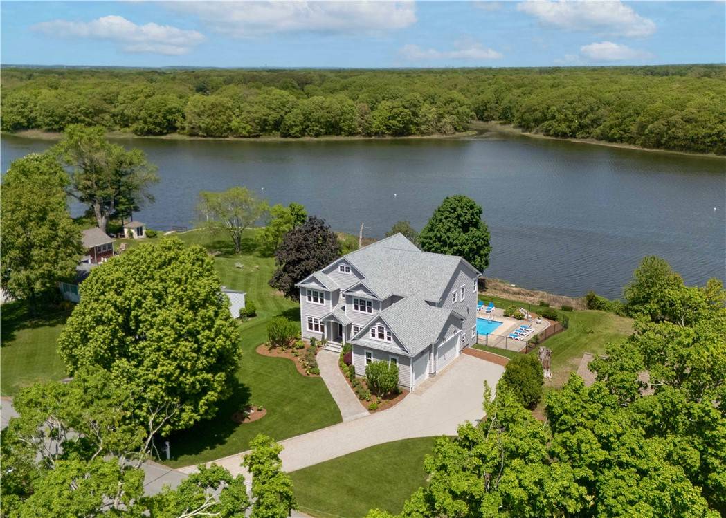 Warwick, RI 02886,1040 Buttonwoods AVE