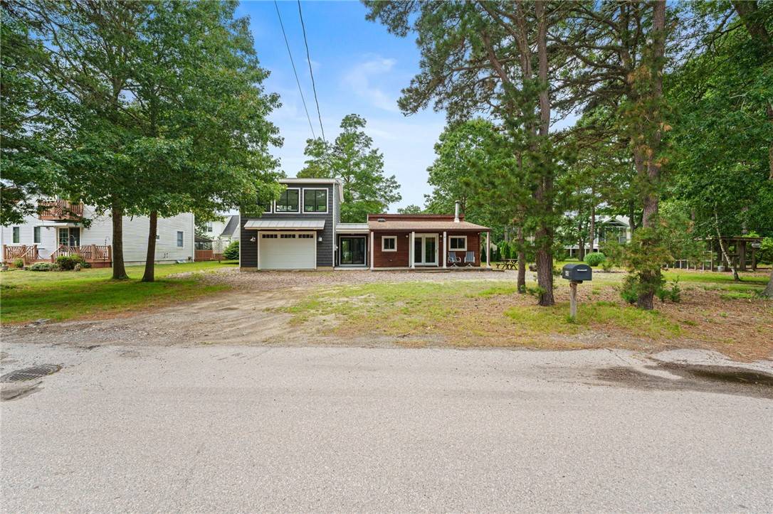 Charlestown, RI 02813,40 Alder RD
