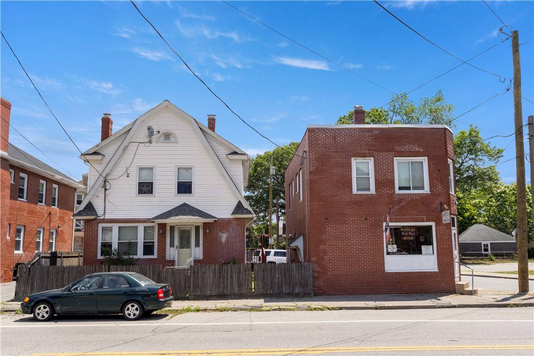 Lincoln, RI 02865,871 Smithfield AVE