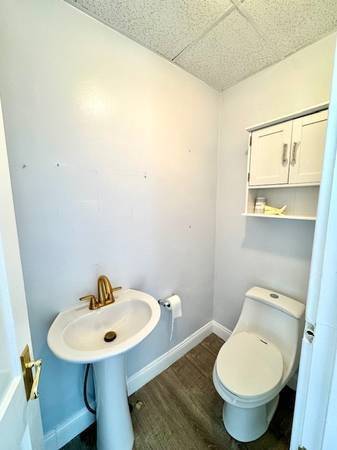 Pawtucket, RI 02860,194 Hillside AVE