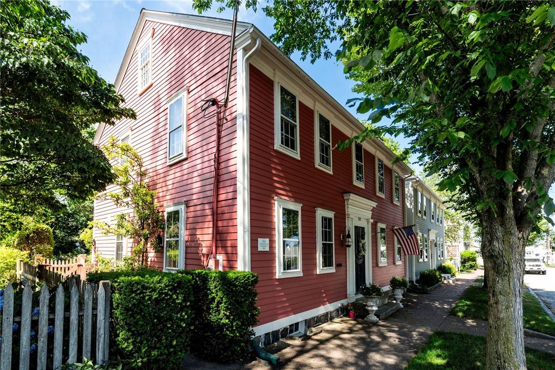 North Kingstown, RI 02852,152 Main ST