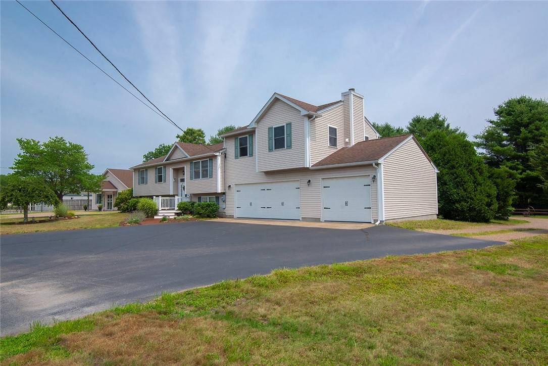 Charlestown, RI 02813,350 Narrow LN