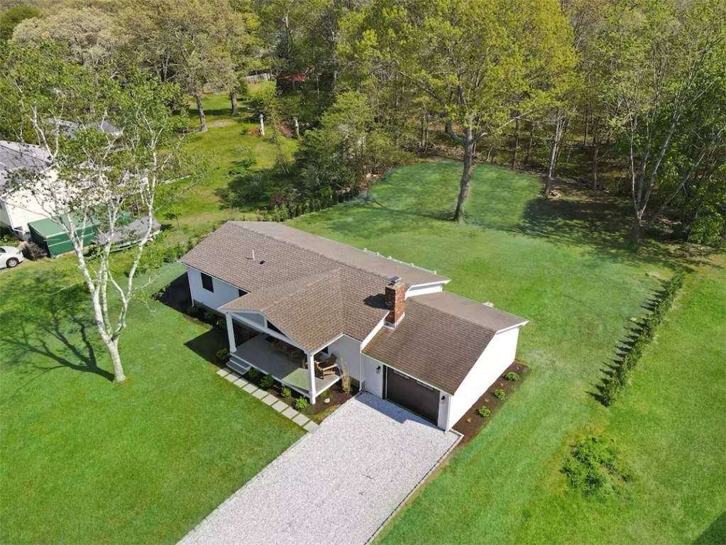 Westerly, RI 02891,44 Quannacut RD