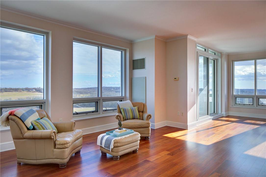 Portsmouth, RI 02871,1 Tower DR #1802